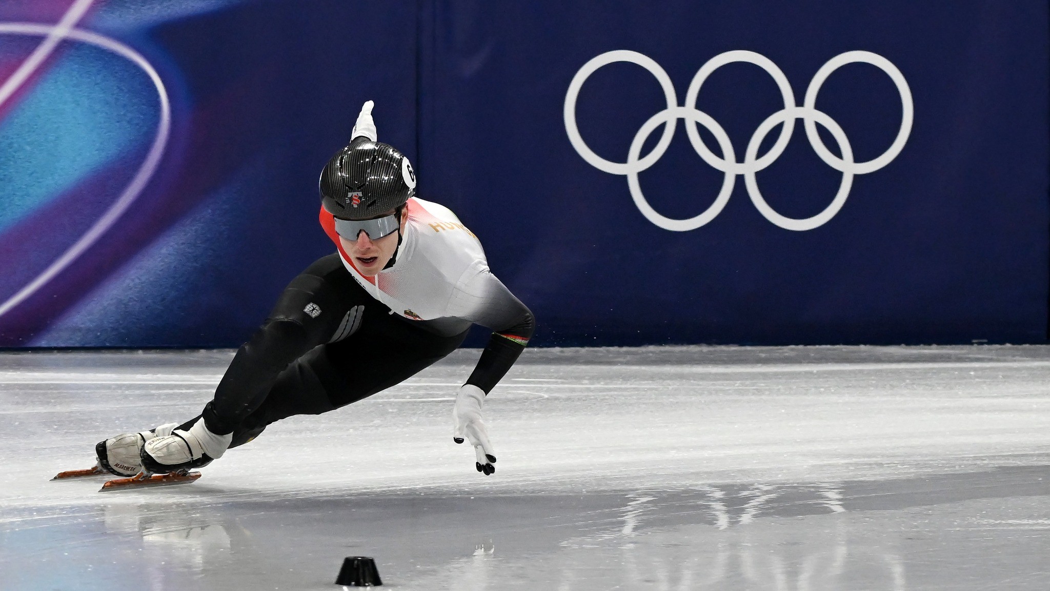 Moon Wonjun 20 centivel maradt le az elődöntőről